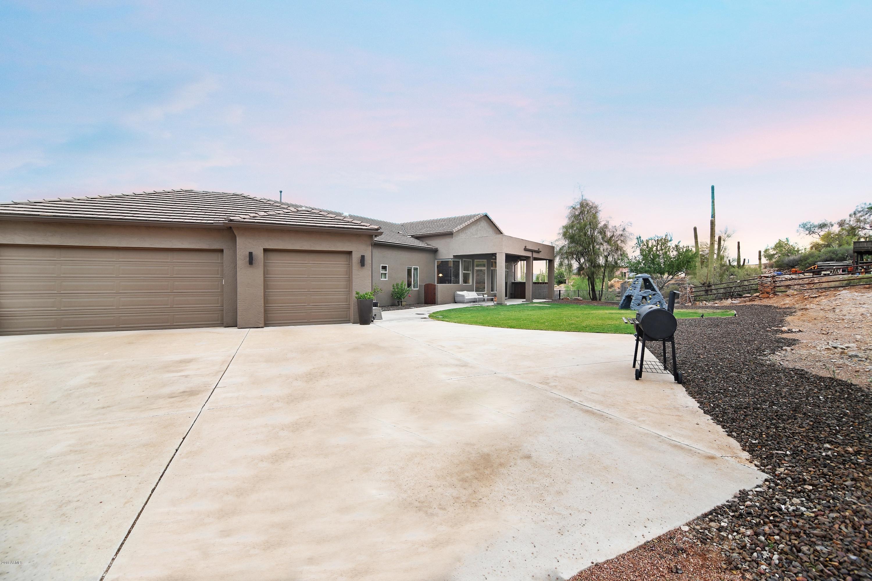 2880 North La Barge Road Apache Junction, AZ 85119 - Photo 40 of 59 Large Concrete Pad
