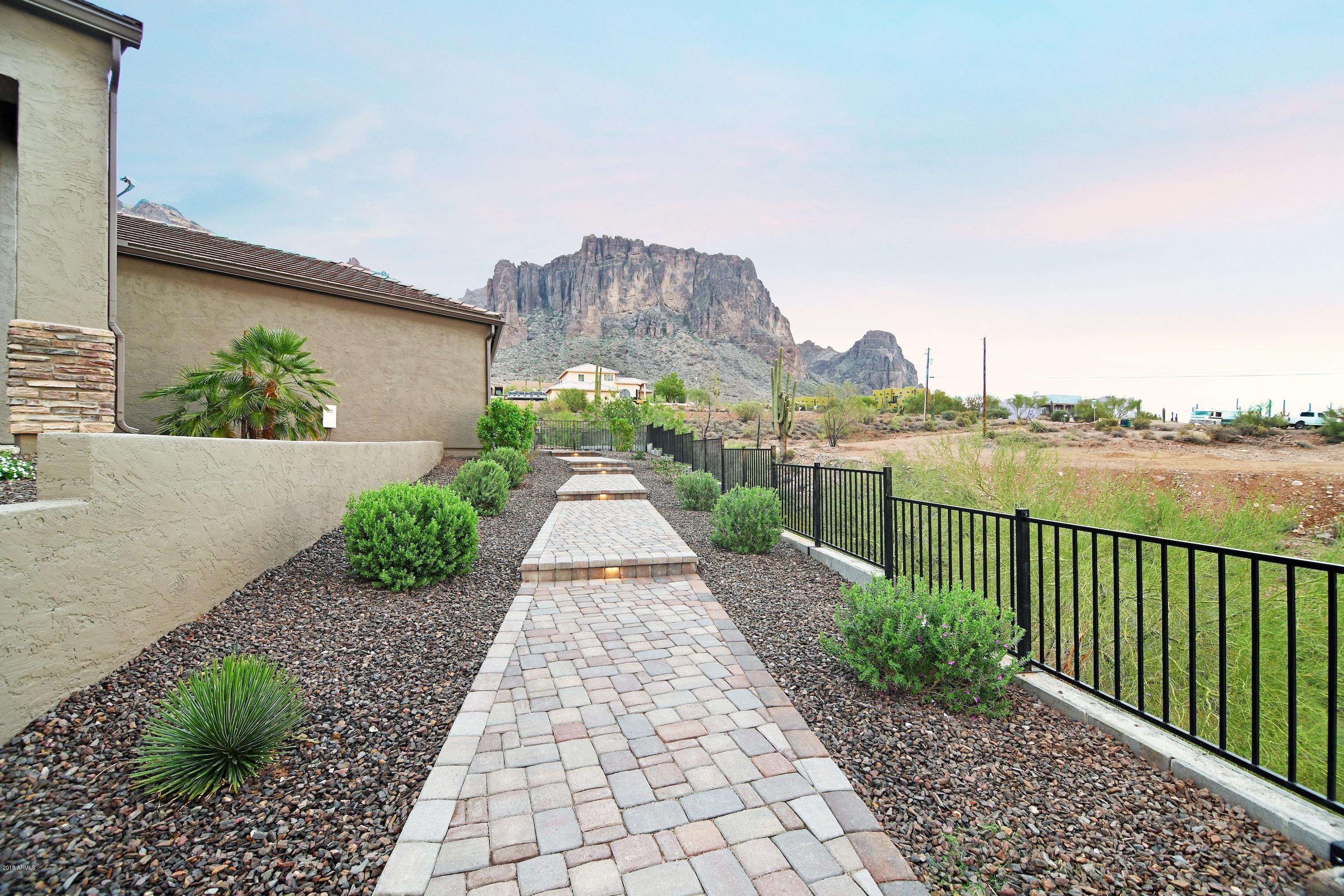 2880 North La Barge Road Apache Junction, AZ 85119 - Photo 9 of 59 Mountain Backdrop
