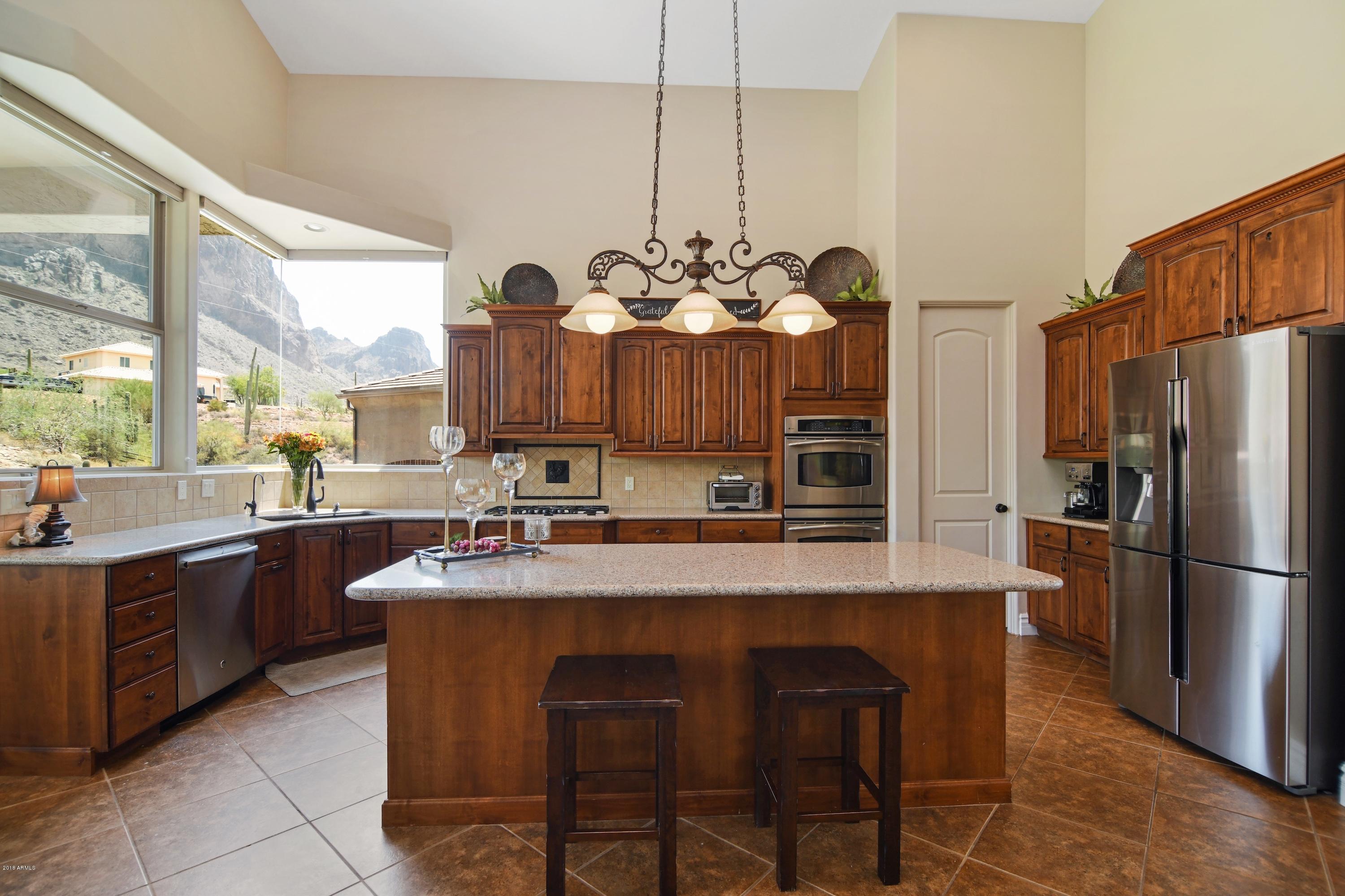 2880 North La Barge Road Apache Junction, AZ 85119 - Photo 10 of 59 Gorgeous Kitchen w/Mountain Views
