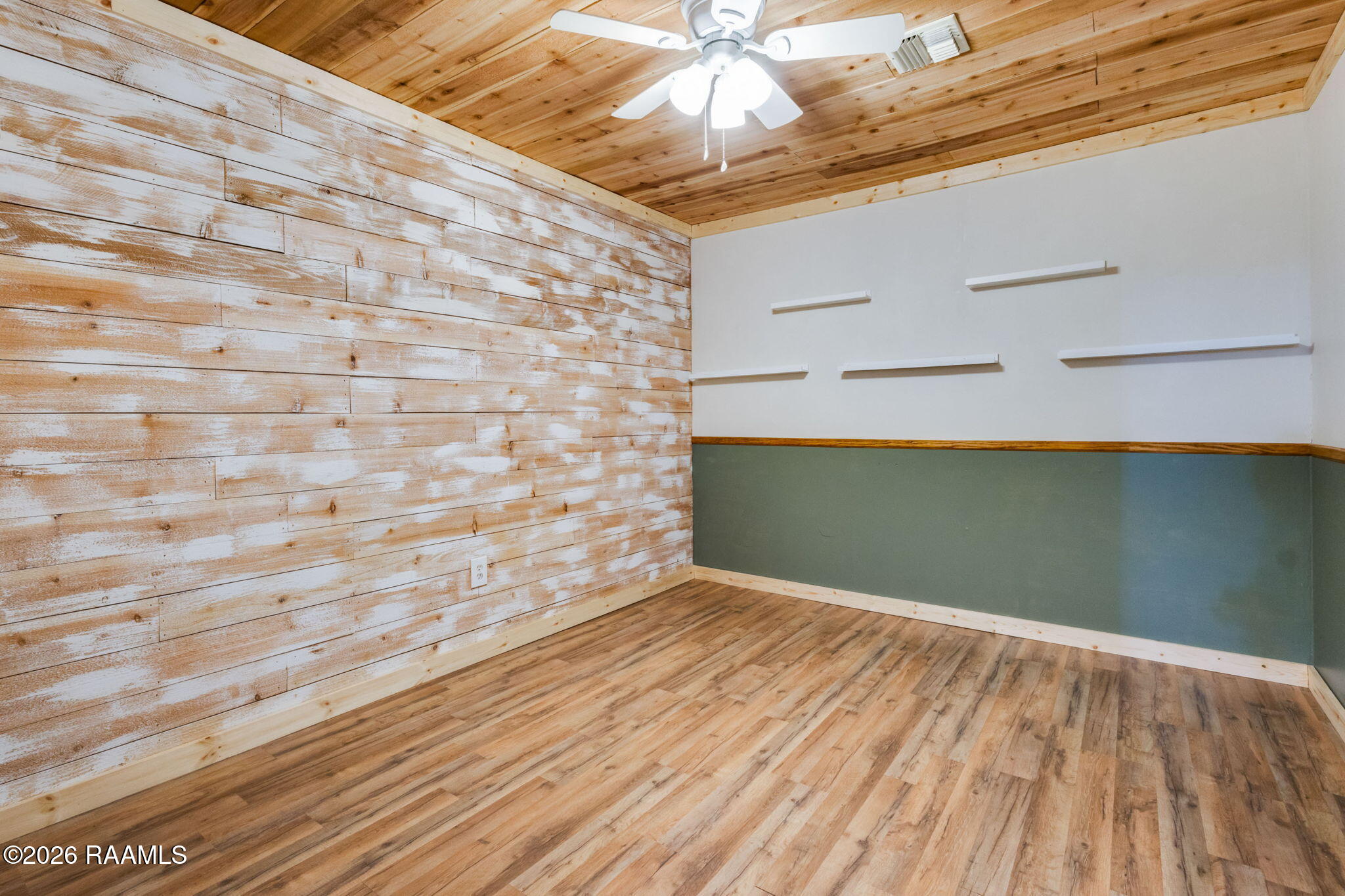 4527 Naud Road Abbeville, LA 70510 - Photo 9 of 19 Master Bed