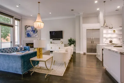 $1,795,000 | 2211 Worthington Street, Dallas, TX 75204