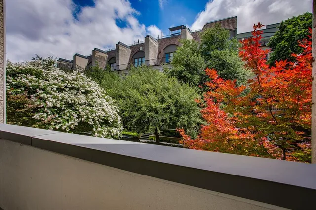 $1,795,000 | 2211 Worthington Street, Dallas, TX 75204