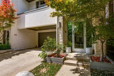 $1,795,000 | 2211 Worthington Street, Dallas, TX 75204
