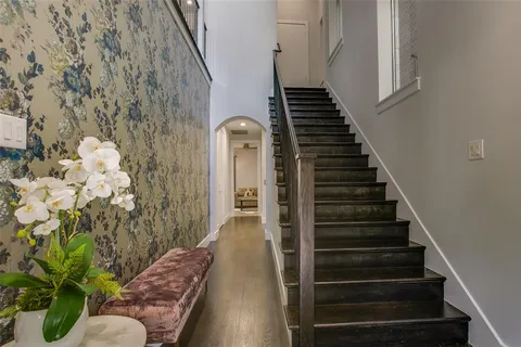 $1,795,000 | 2211 Worthington Street, Dallas, TX 75204