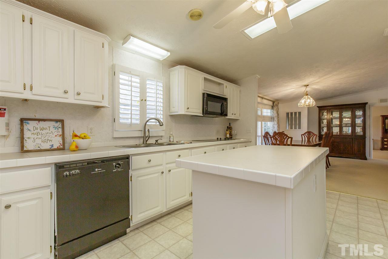 4959 Thom Road Mebane, NC 27302 - Photo 10 of 30 Kitchen measures 13.10' x 12.6'
