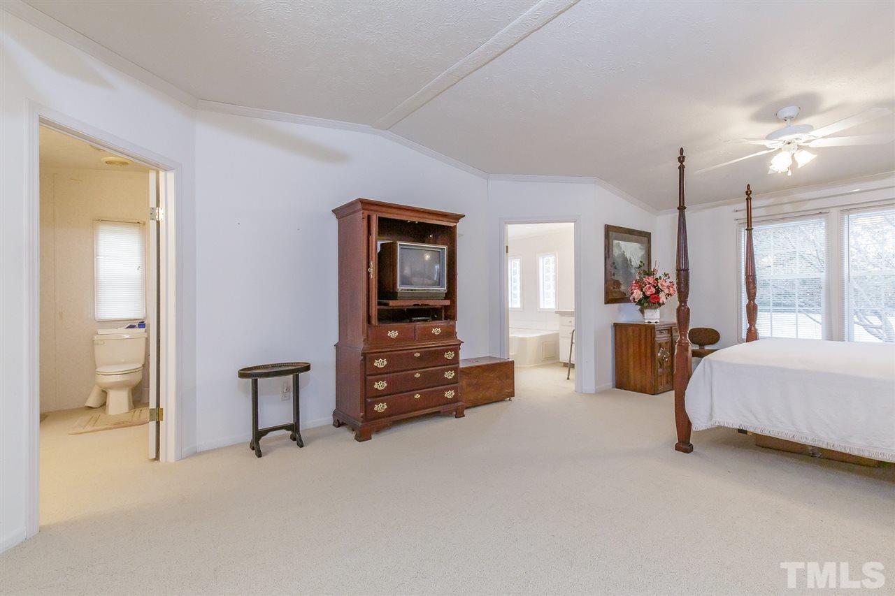 4959 Thom Road Mebane, NC 27302 - Photo 16 of 30 2 fans, 4 sunny windows and carpet