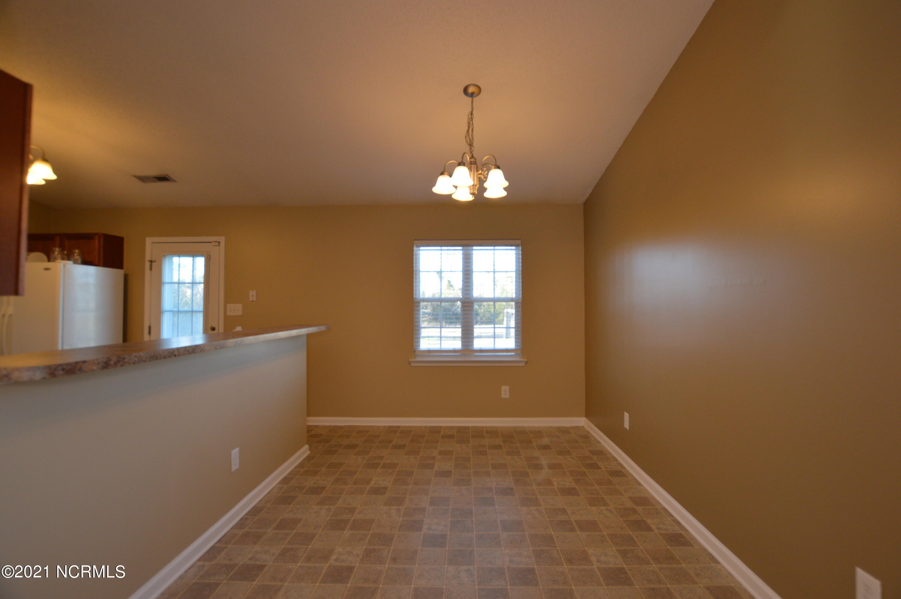 334 Mattocks Road Maysville, NC 28555 - Photo 7 of 18 DSC_8825