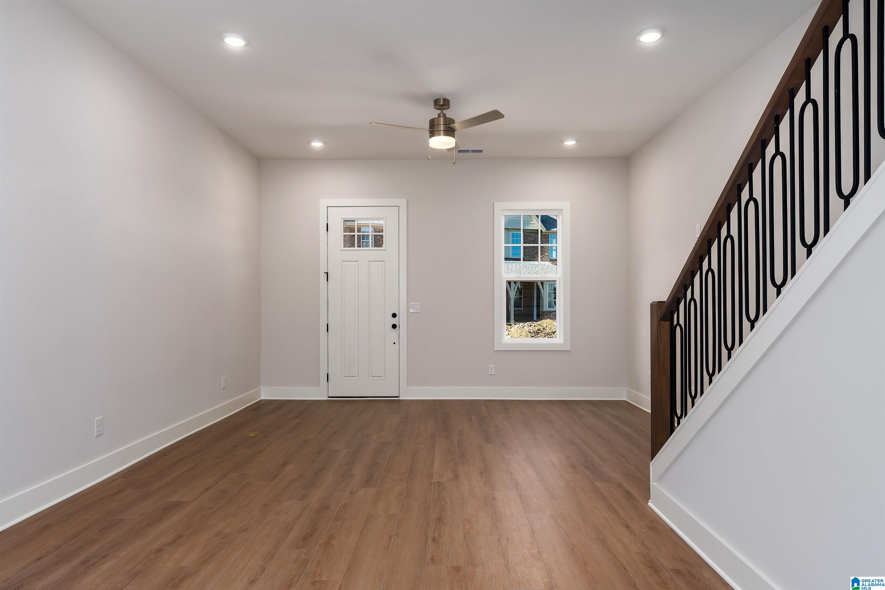 1709 Meerstone Lane Hoover, AL 35244 - Photo 5 of 36