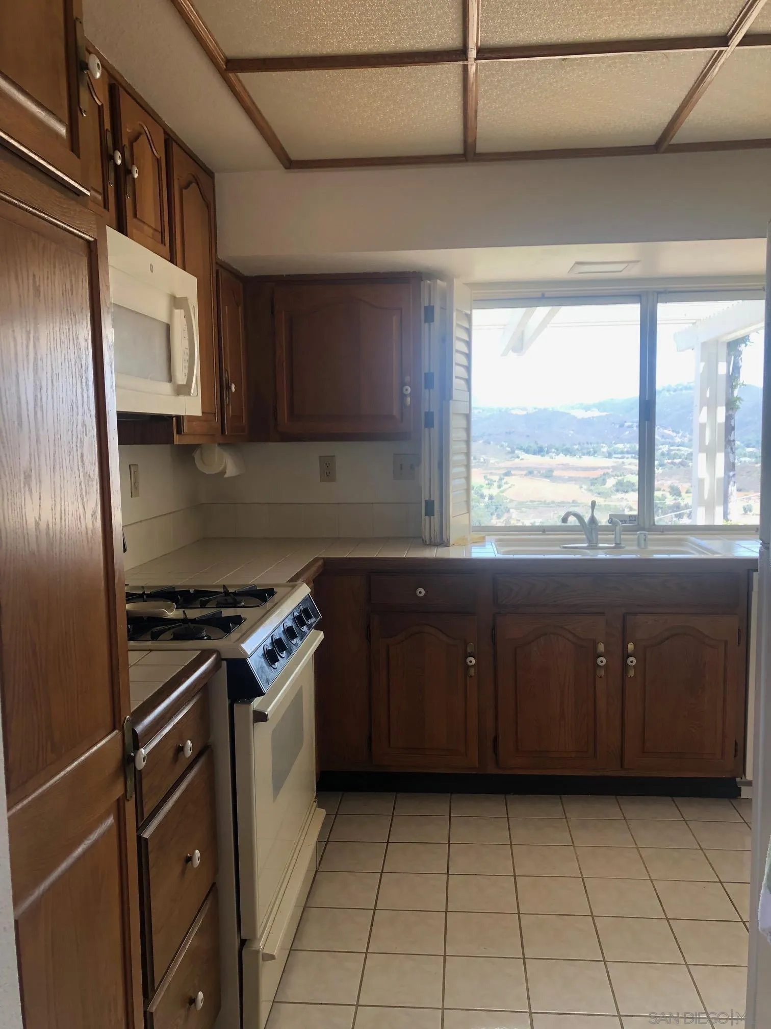 2552 Wind River Road El Cajon, CA 92019 - Photo 15 of 42