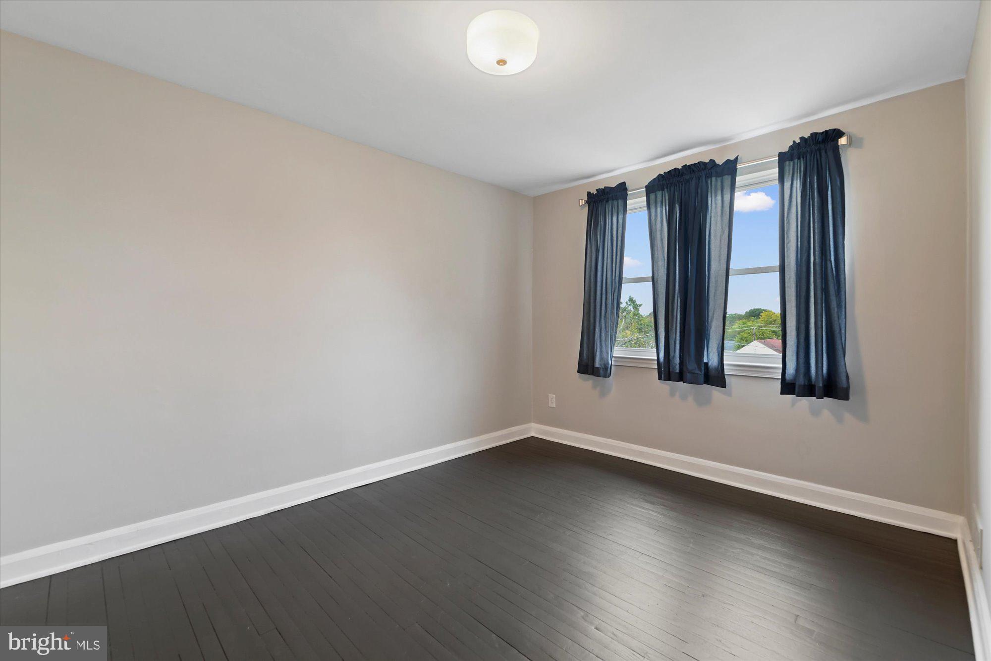 5912 Glennor Road Baltimore, MD 21239 - Photo 14 of 27 Bedroom #2
