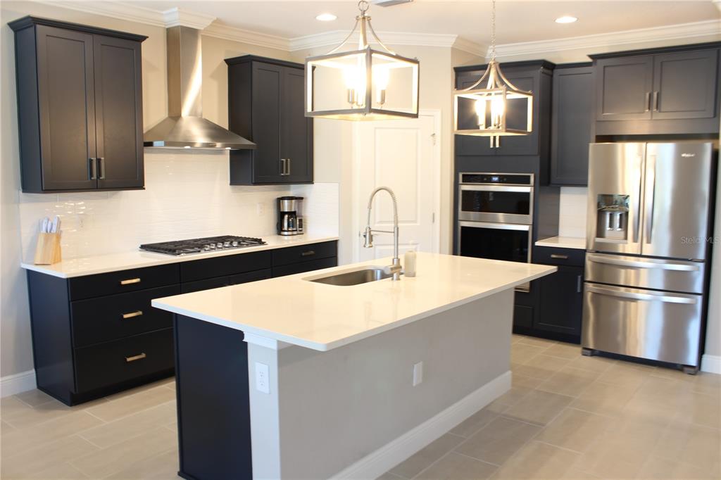 5721 Long Shore Loop Sarasota, FL 34238 - Photo 17 of 32