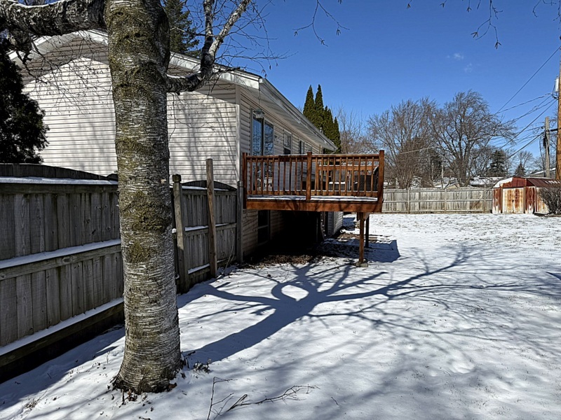 620 South 9th Avenue St. Charles, IL 60174 - Photo 25 of 30 a view of balcony with wooden floor and seating space