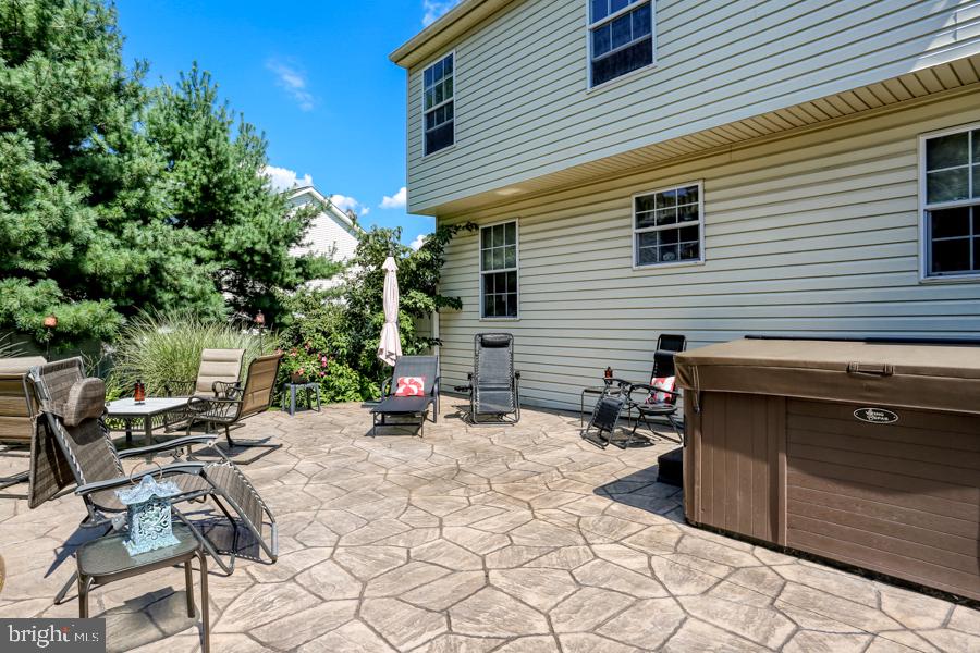75 Ridgeview Drive Etters, PA 17319 - Photo 34 of 44 Hot Tub Included