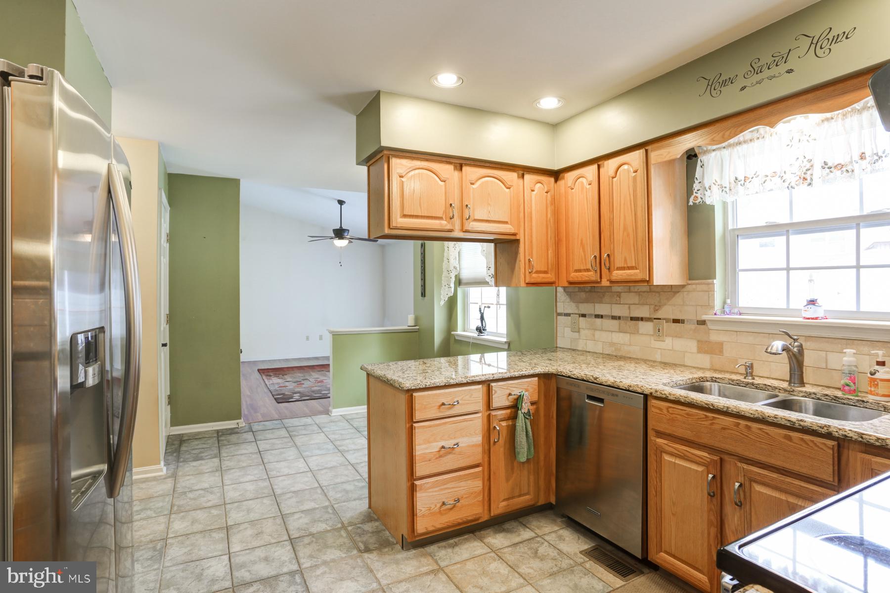 75 Ridgeview Drive Etters, PA 17319 - Photo 9 of 44 Gallery Image 9