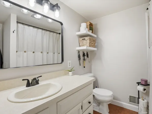 $315,000 | 272 Whitlock Street, Saline, MI 48176