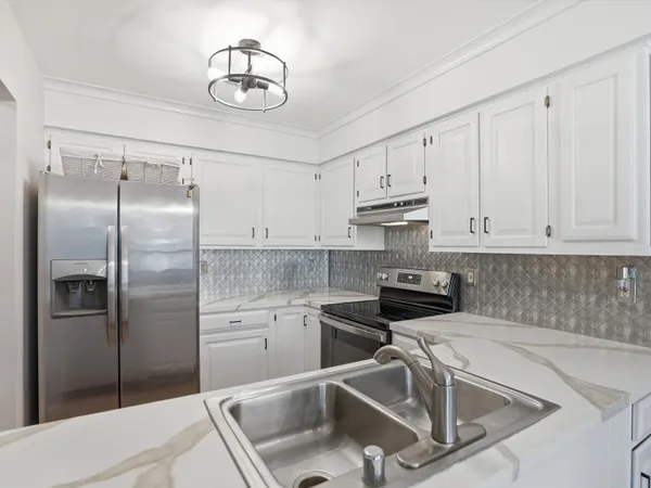 $315,000 | 272 Whitlock Street, Saline, MI 48176