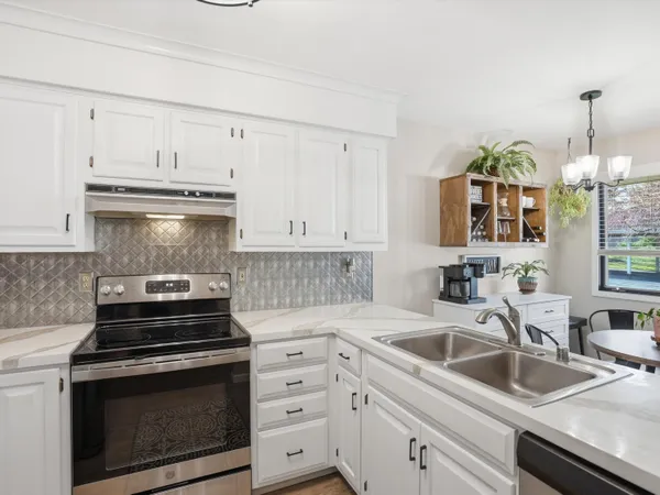 $315,000 | 272 Whitlock Street, Saline, MI 48176