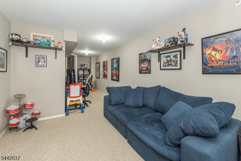 92 Carter Road Wanaque, NJ 07420 - Photo 21 of 22