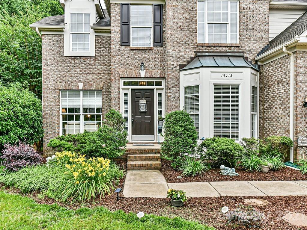 15912 Lavenham Road Huntersville, NC 28078 - Photo 2 of 40 Gallery Image 2