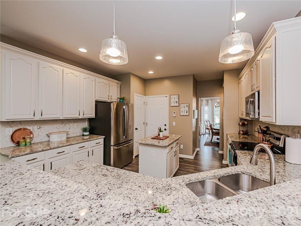 15912 Lavenham Road Huntersville, NC 28078 - Photo 13 of 40 Gallery Image 13