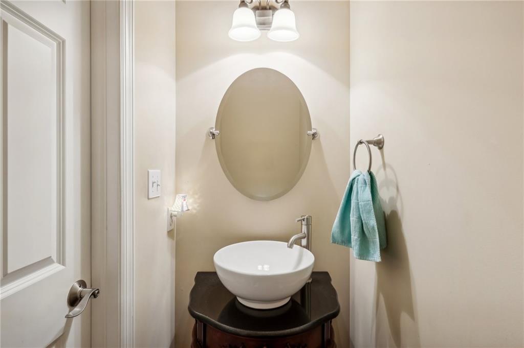 91 Shenot Road Wexford, PA 15090 - Photo 17 of 38 Gallery Image 17