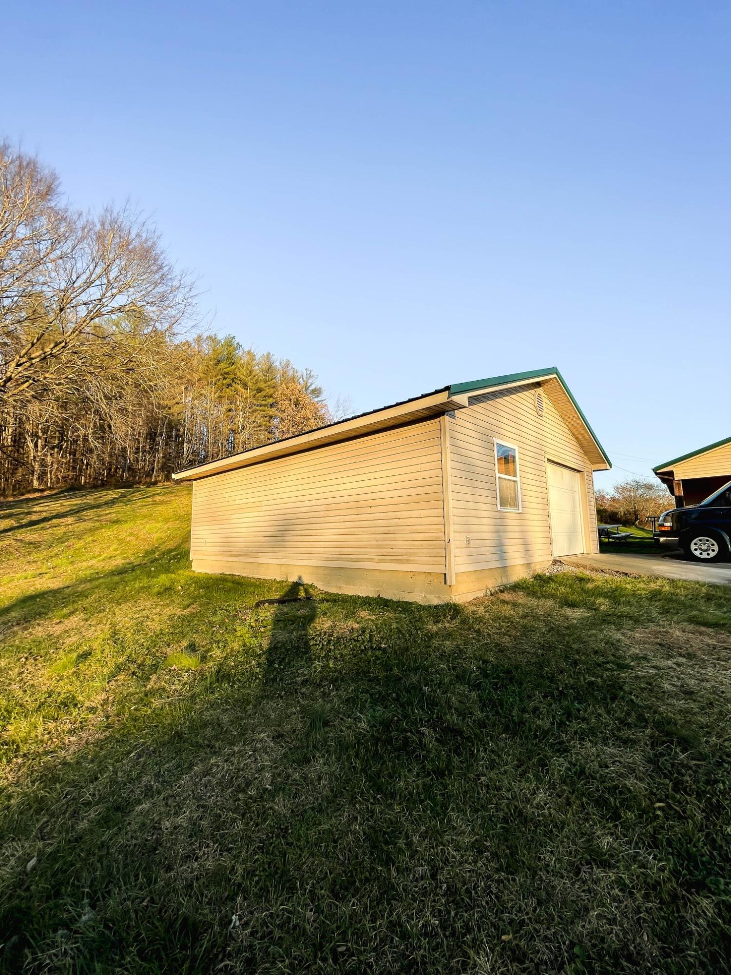 75 Lizard Ridge Road Hazel Green, KY 41332 - Photo 7 of 40 KRPbw-1304