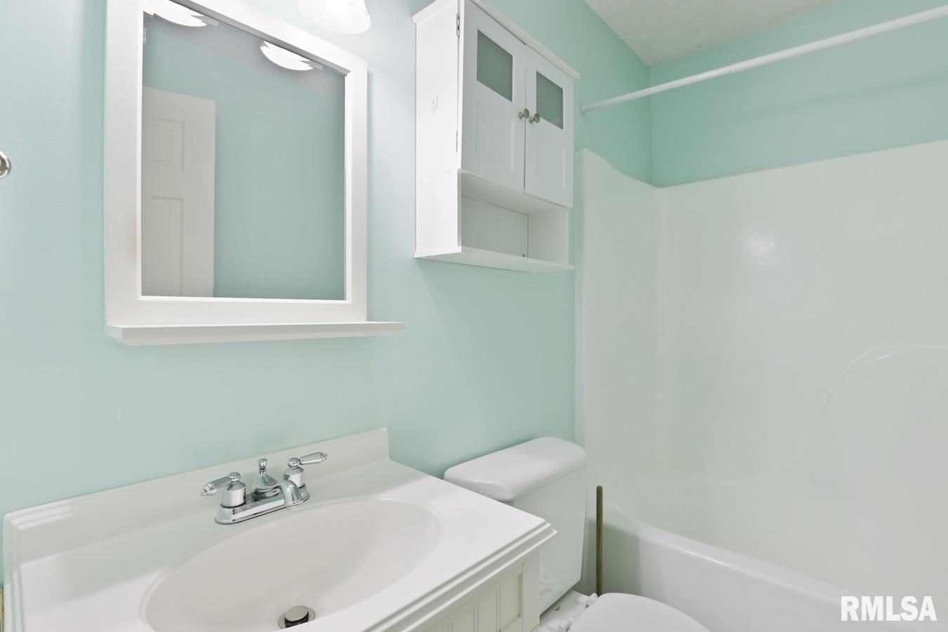 5269 Buford Street Springfield, IL 62703 - Photo 17 of 31 Gallery Image 17