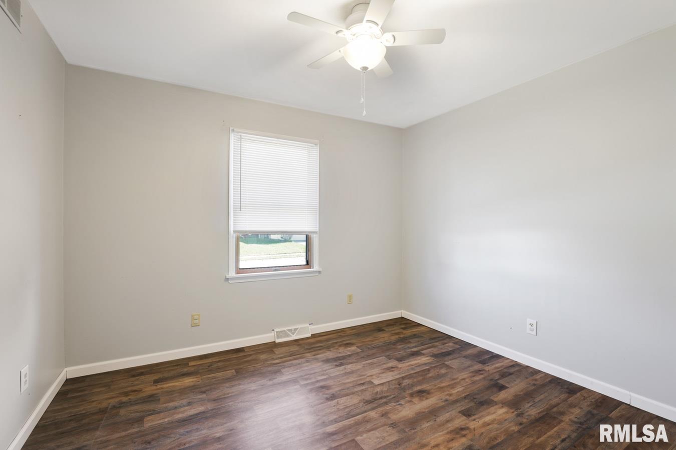 5269 Buford Street Springfield, IL 62703 - Photo 9 of 31 Gallery Image 9