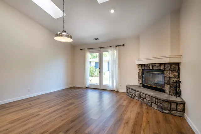 $4,550 | 576 Pine Street, Solvang, CA 93463