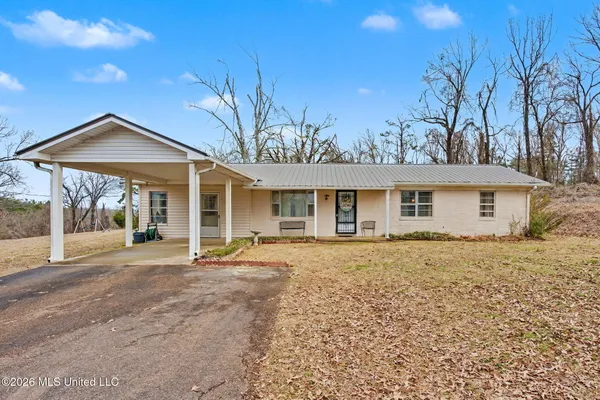 $315,000 | 732 East Highway 30, Oxford, MS 38655