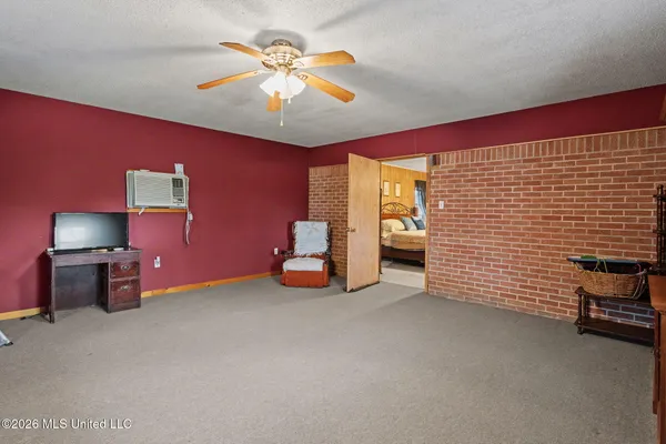 $315,000 | 732 East Highway 30, Oxford, MS 38655