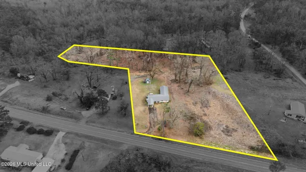 $315,000 | 732 East Highway 30, Oxford, MS 38655