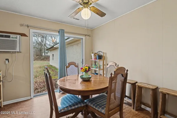 $315,000 | 732 East Highway 30, Oxford, MS 38655