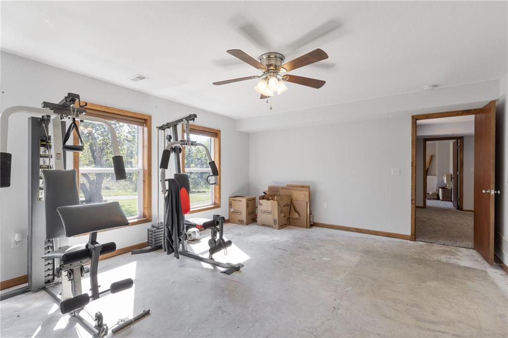 671 Northeast 750 Road Knob Noster, MO 65336 - Photo 38 of 58