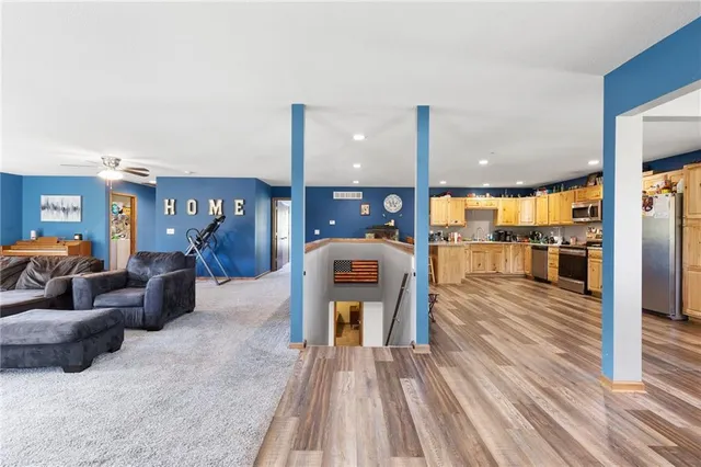 $474,500 | 671 Northeast 750 Road, Knob Noster, MO 65336