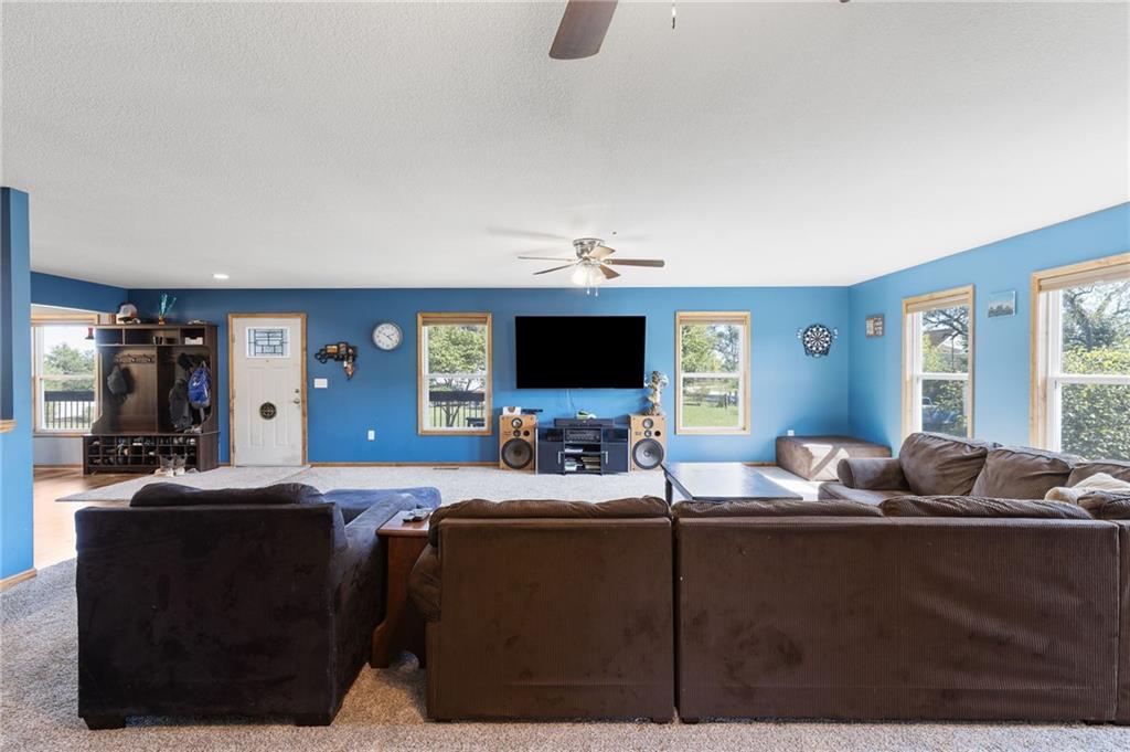 671 Northeast 750 Road Knob Noster, MO 65336 - Photo 9 of 58