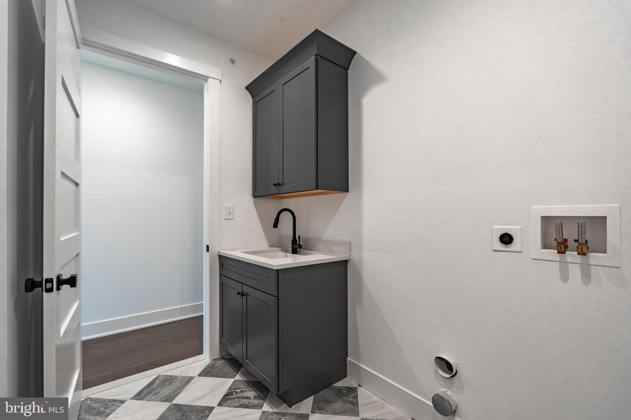 732 Emory Court Horsham, PA 19044 - Photo 17 of 21 a bathroom with a sink and a mirror