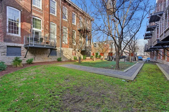 $2,860 | 1350 Rosa L Parks Boulevard, Unit 340, Nashville, TN 37208