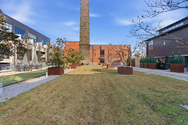 $2,860 | 1350 Rosa L Parks Boulevard, Unit 340, Nashville, TN 37208