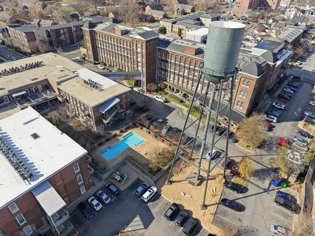 $2,860 | 1350 Rosa L Parks Boulevard, Unit 340, Nashville, TN 37208