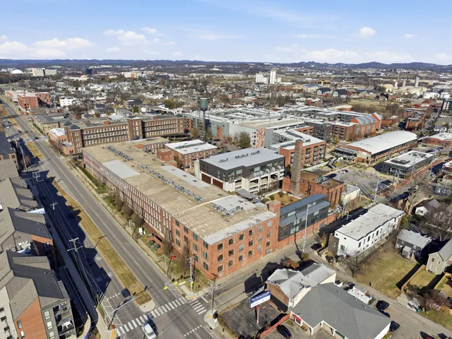 $2,860 | 1350 Rosa L Parks Boulevard, Unit 340, Nashville, TN 37208