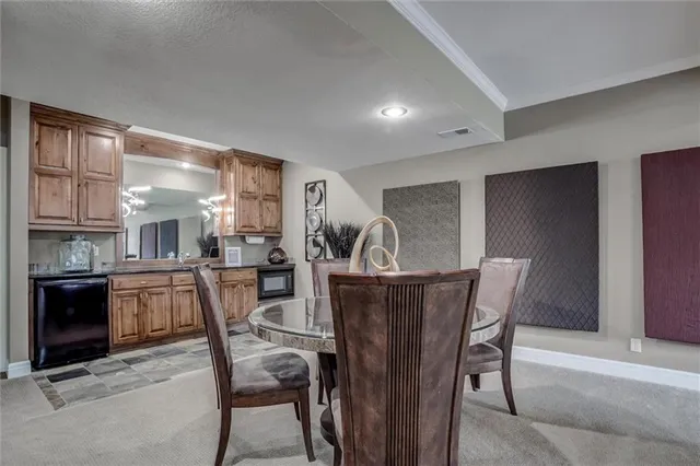 $1,050,000 | 9321 West 156th Place, Overland Park, KS 66221