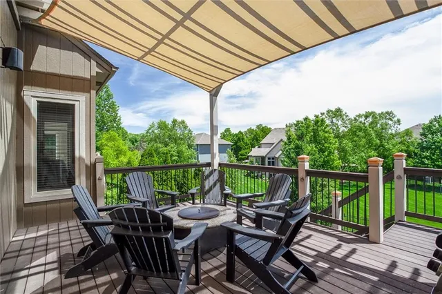 $1,050,000 | 9321 West 156th Place, Overland Park, KS 66221