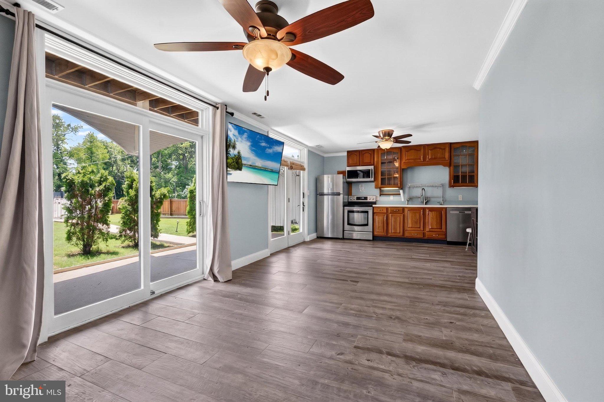 2858 Lodge Farm Road Baltimore, MD 21219 - Photo 11 of 49 Bright and airy open living space.