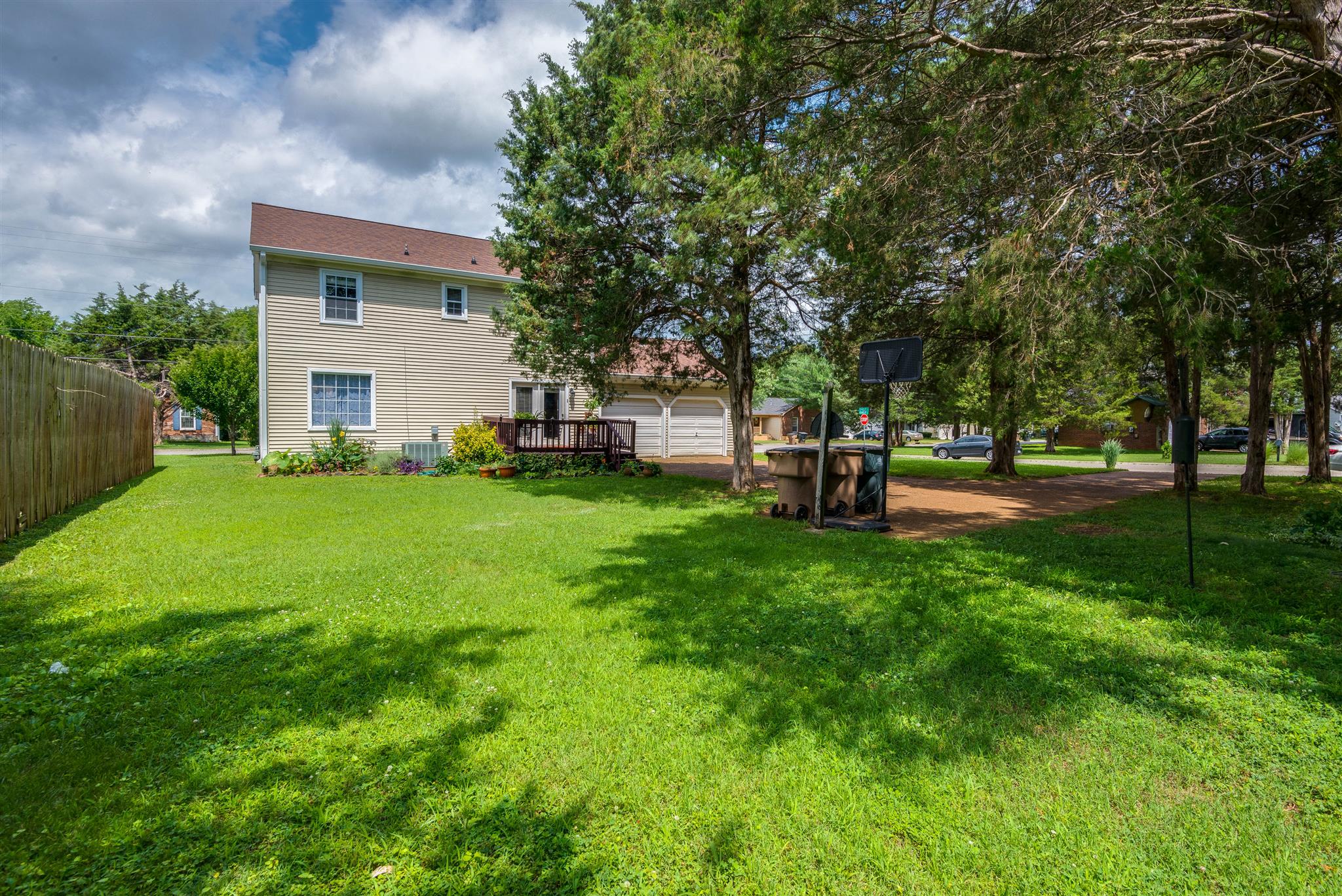 316 Cedarcliff Road Antioch, TN 37013 - Photo 4 of 27 a garden view with a sitting space