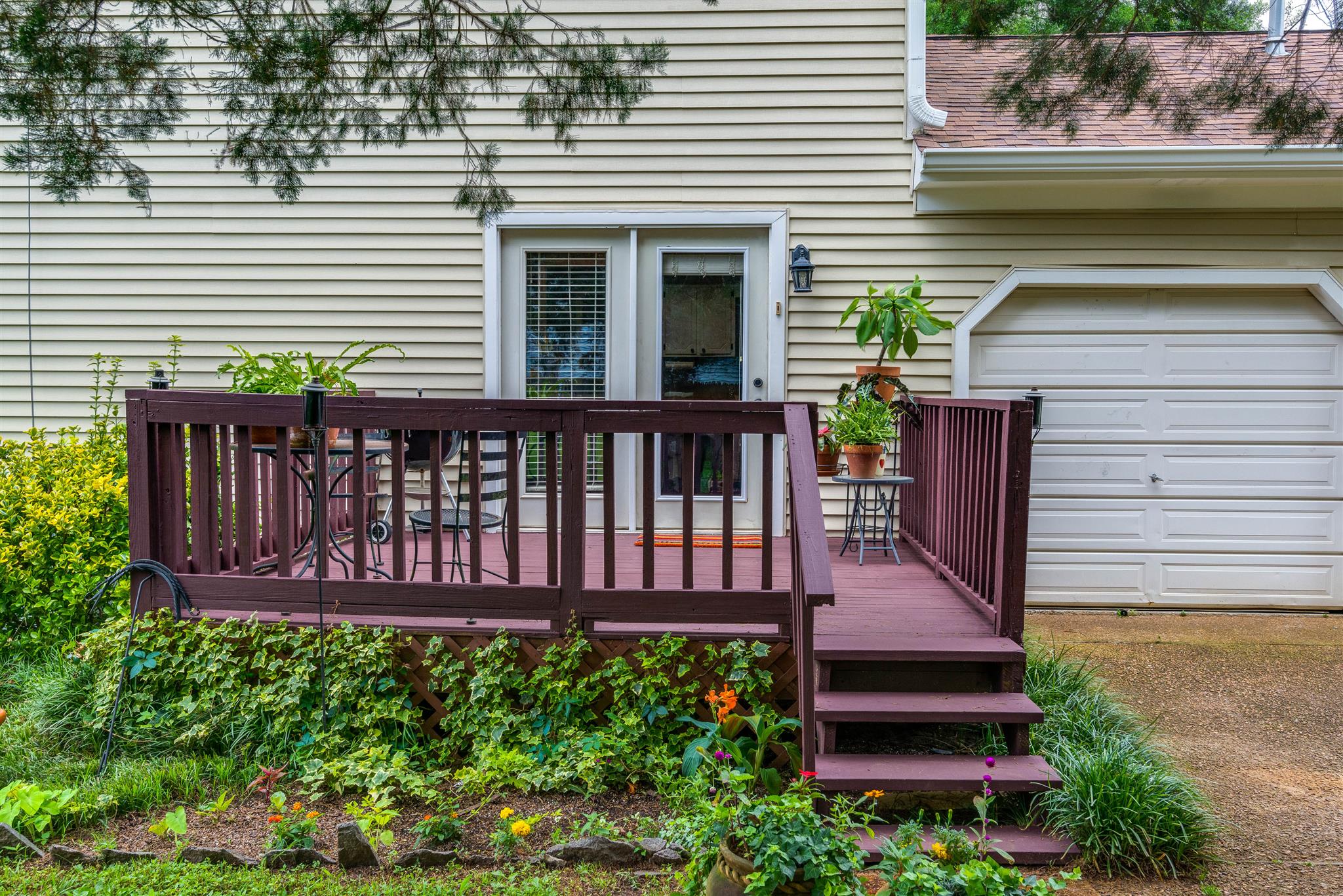 316 Cedarcliff Road Antioch, TN 37013 - Photo 6 of 27 a view of a house with a yard and sitting area