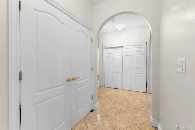 $1,049,000 | 141 Blauvelt Road, Unit 103, Monsey, NY 10952