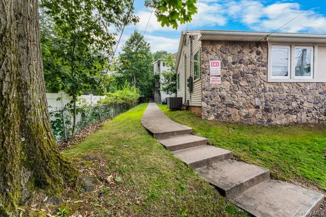 $1,049,000 | 141 Blauvelt Road, Unit 103, Monsey, NY 10952