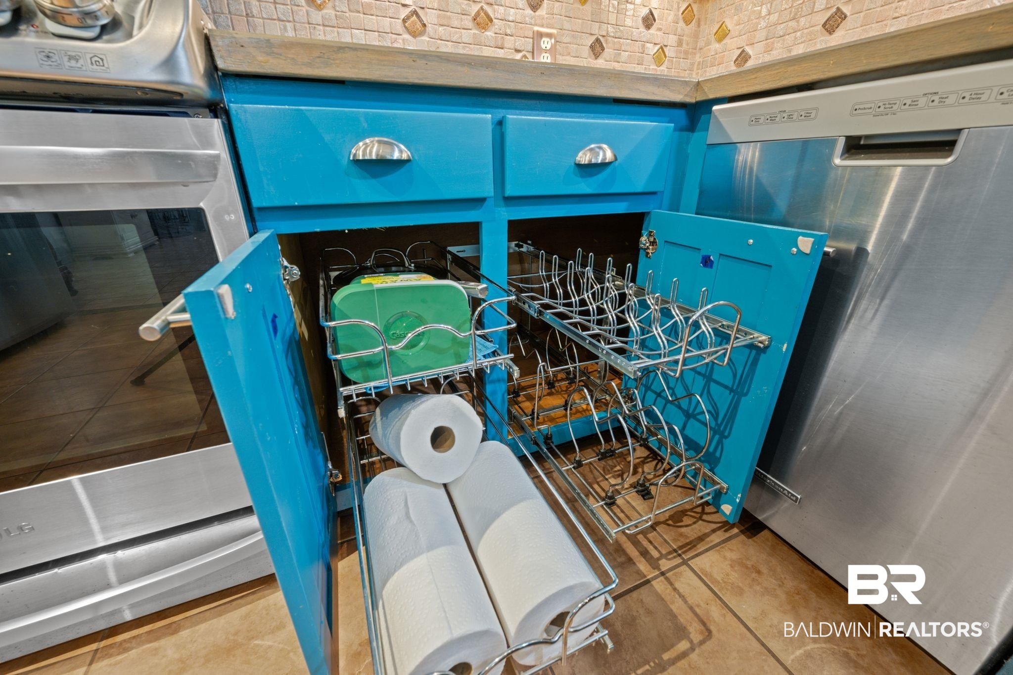 40 Caisson Trace Daphne, AL 36527 - Photo 14 of 54 Room details with teal cabinetry