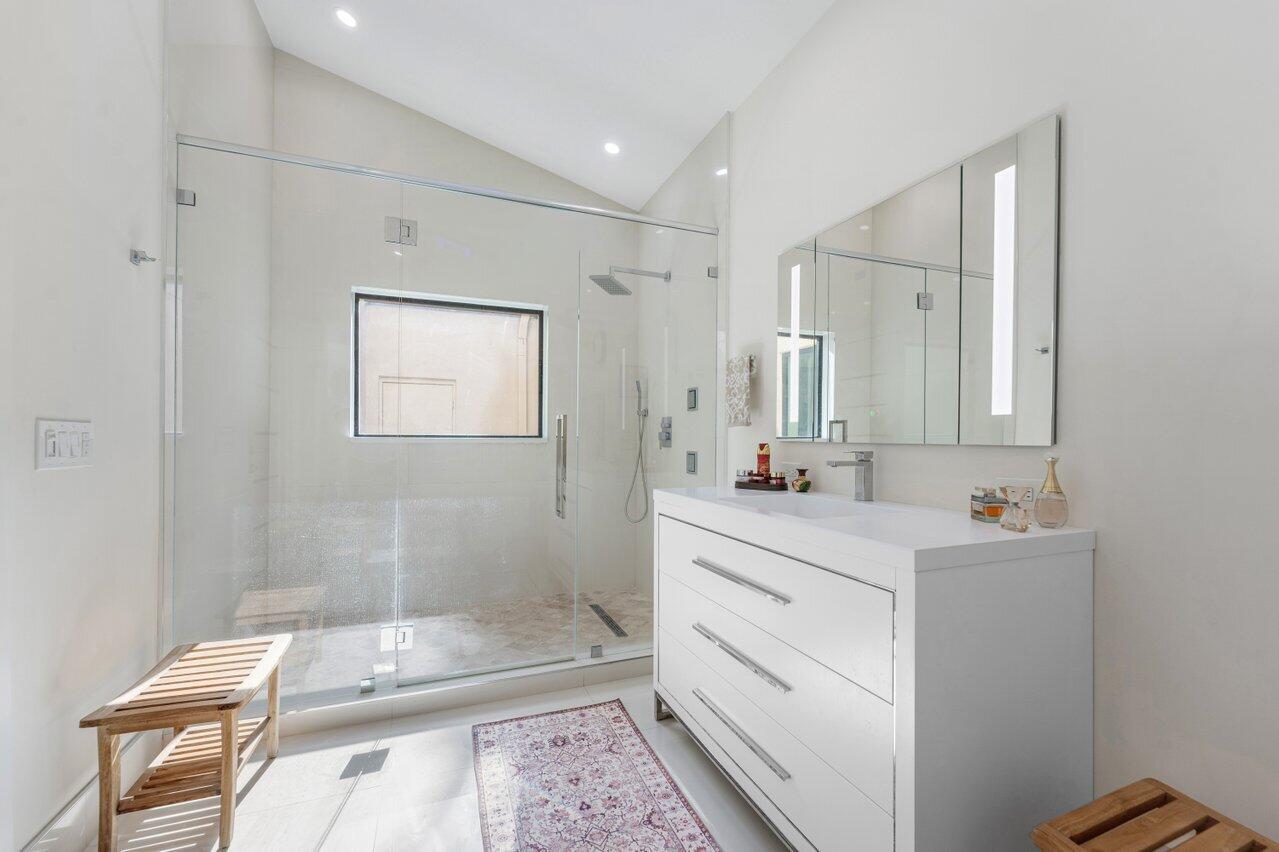 23419 Mirabella Circle South Boca Raton, FL 33433 - Photo 32 of 57 041-23419MirabellaCircleSouth-BocaRaton-